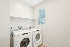 Socal - Prado Community - 28591 Via Roble Temecula, CA 92591-019