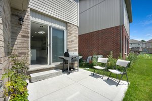  Photo 48