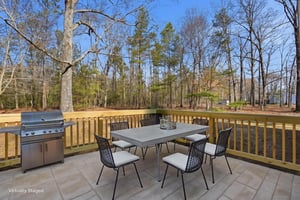 IMG_013 virtually staged.jpeg