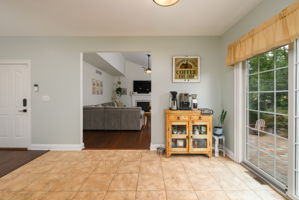 Eat-In Kitchen. Slider to Back Yard
