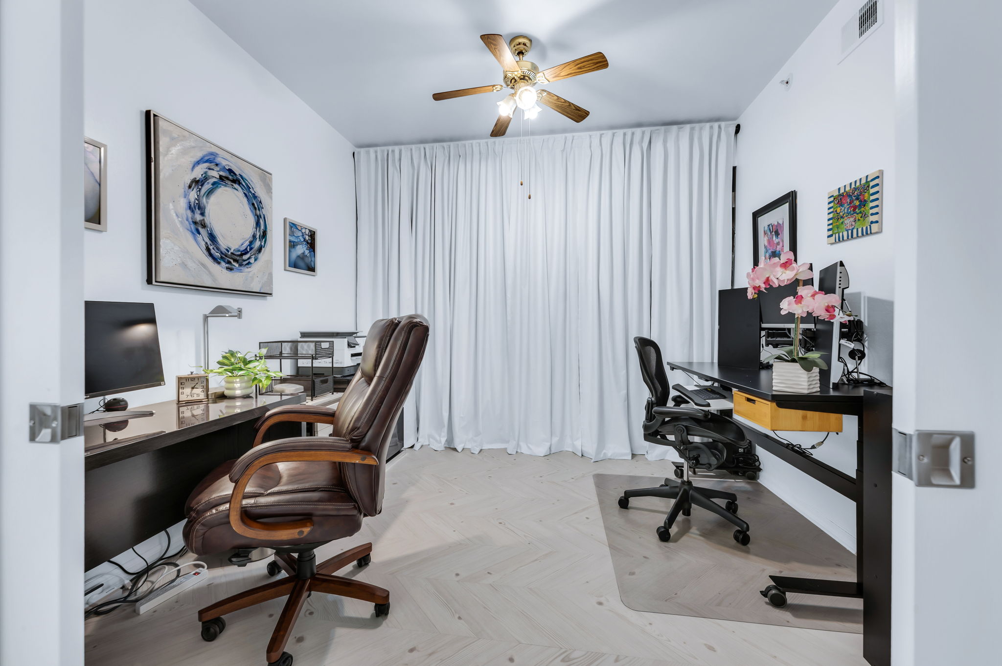 Den - Office