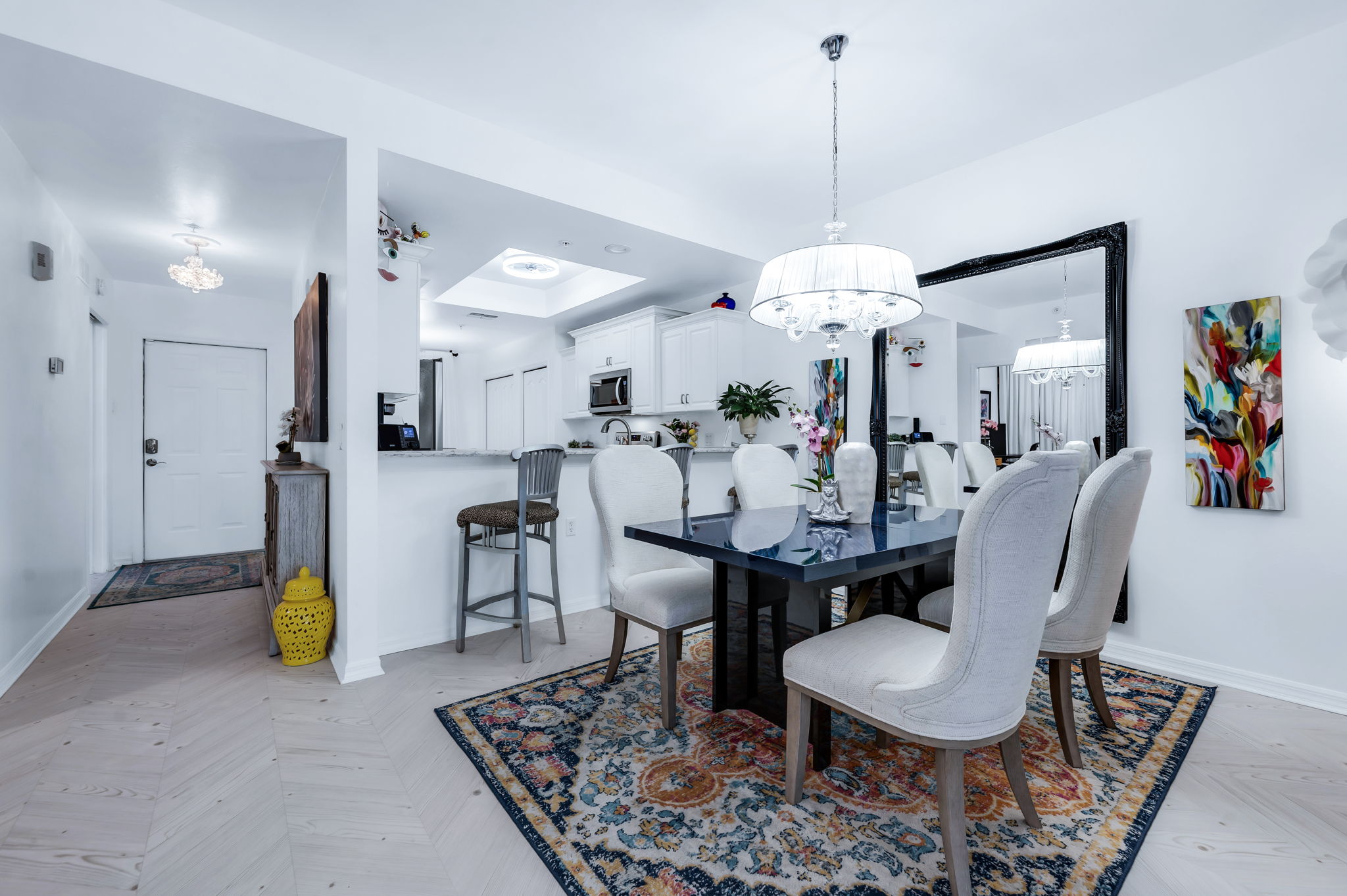 Dining - Foyer