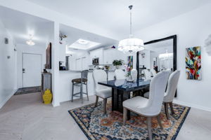 Dining - Foyer