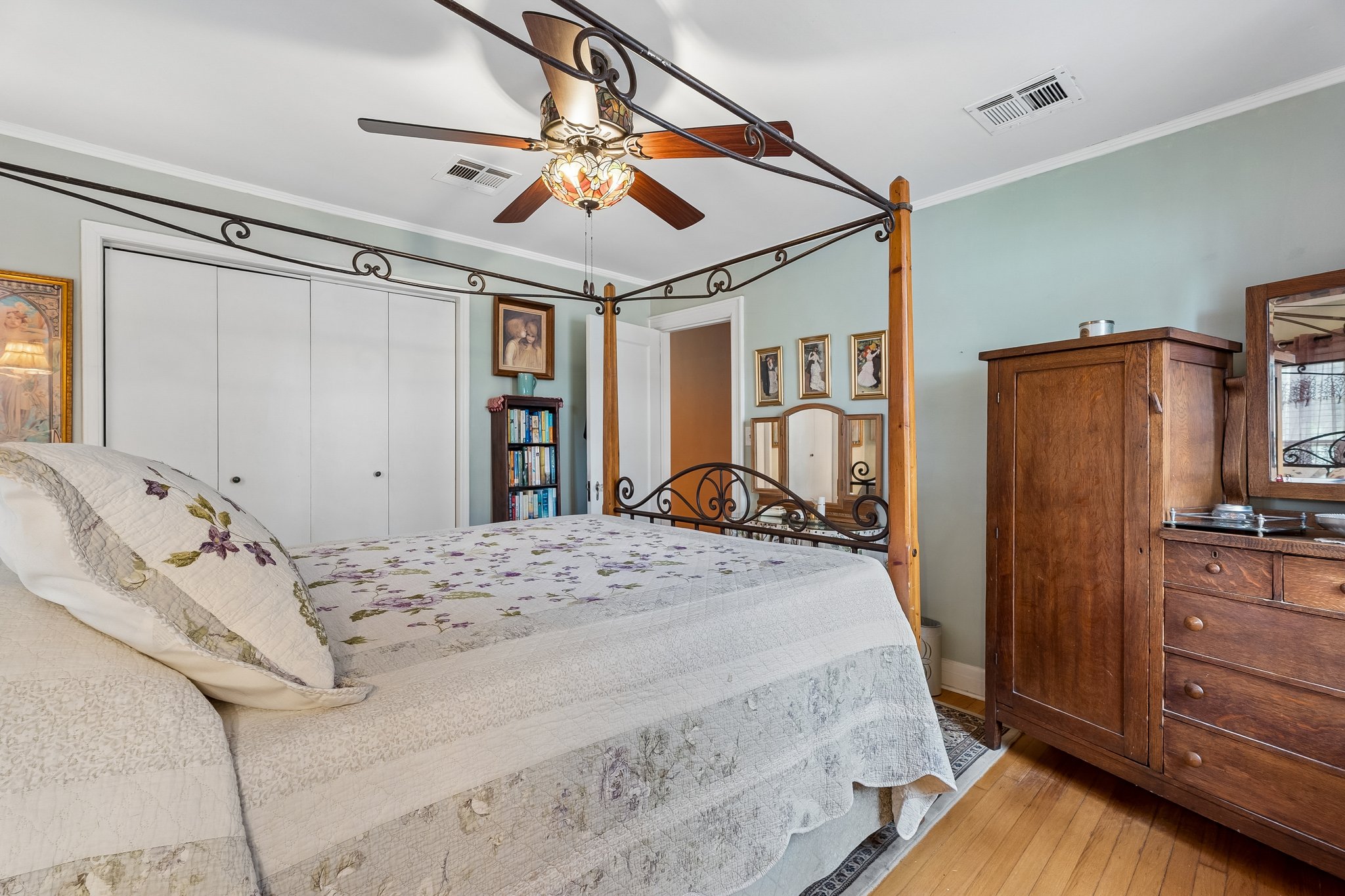 2860 NW 20th St_039.jpg