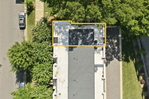 Overhead View Outlining the End-Unit Townhome