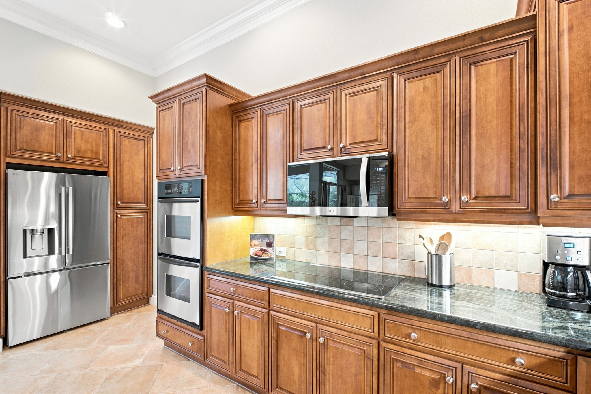  Photo 72