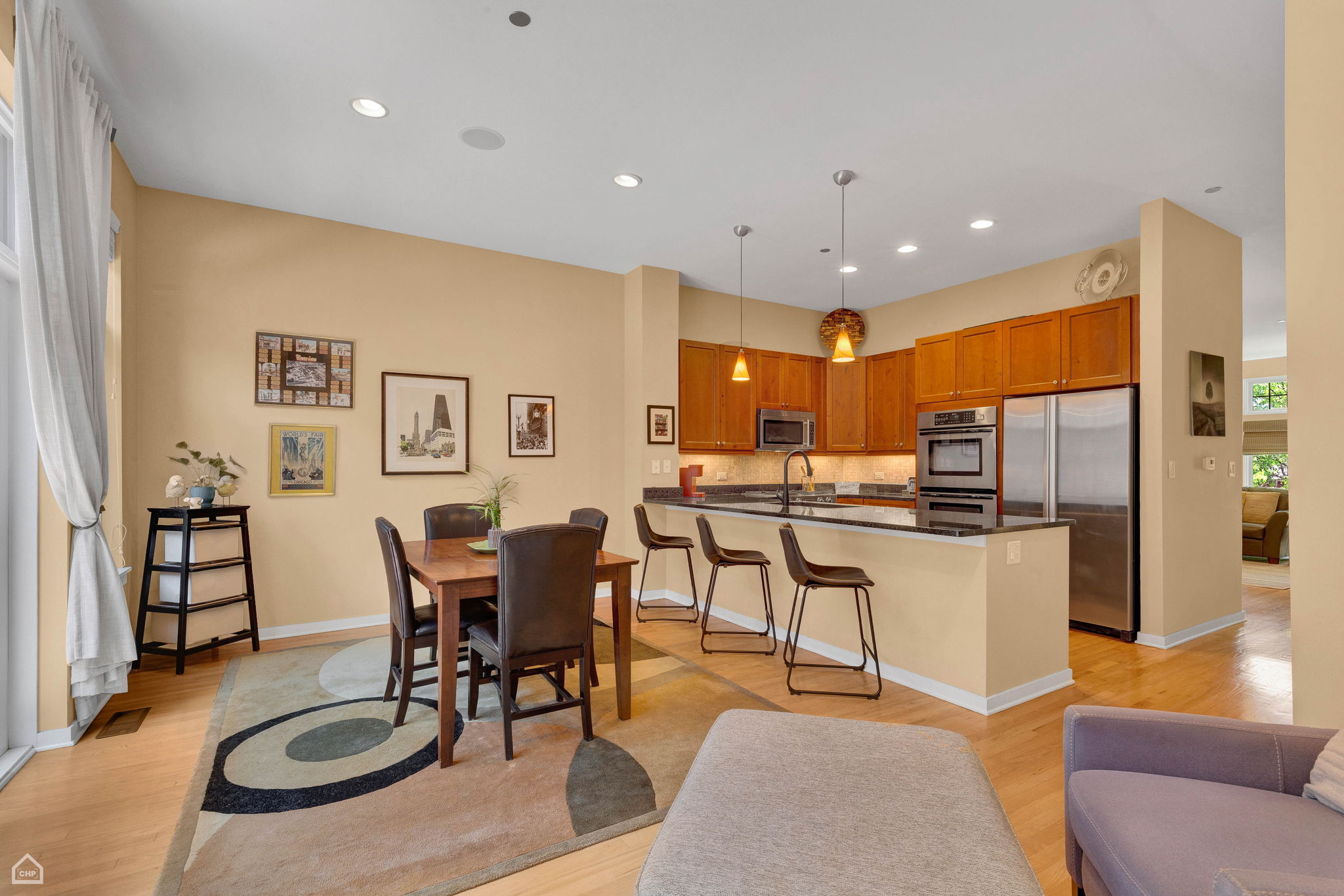 2862 N Paulina St_014