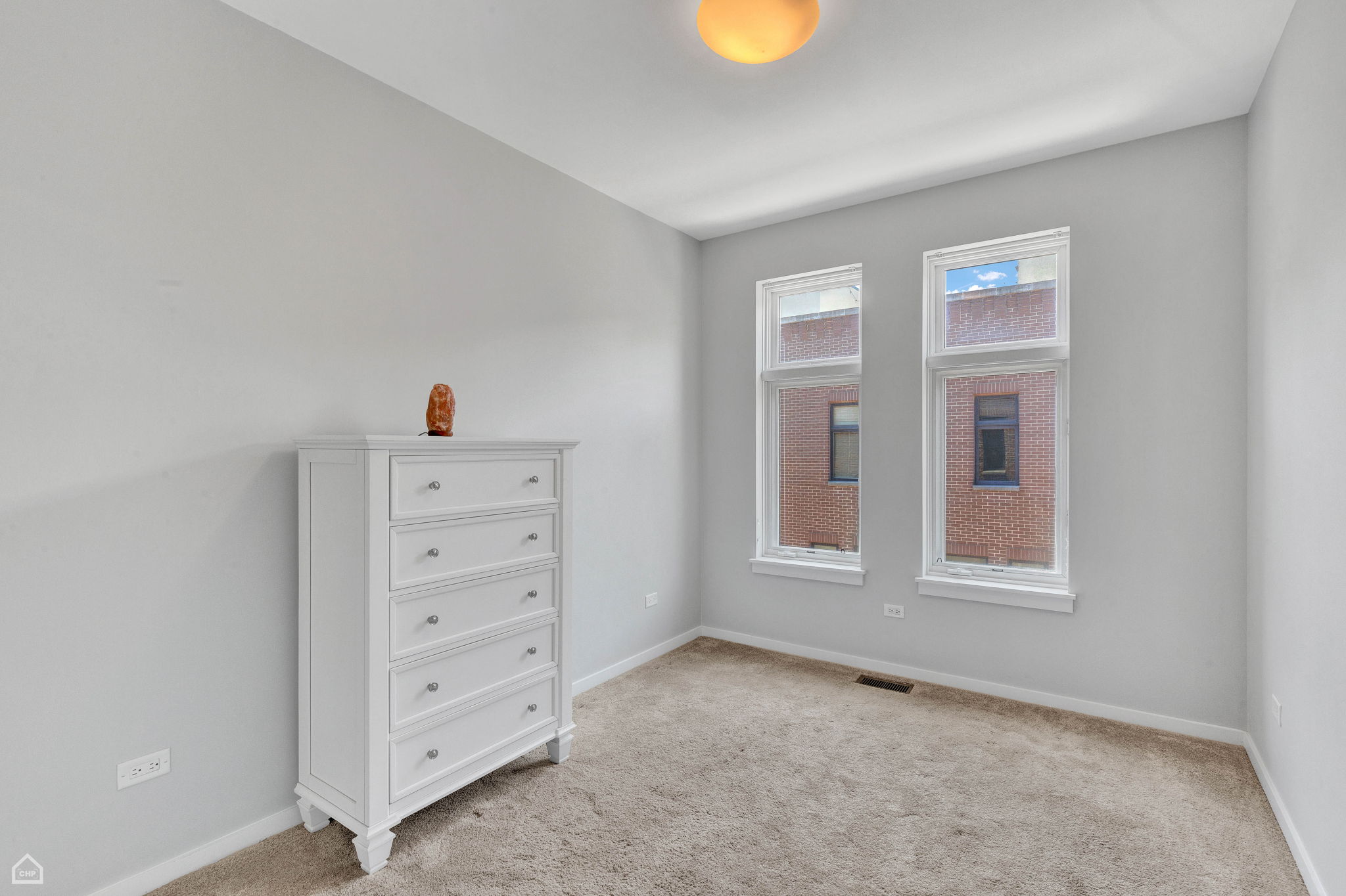 2862 N Paulina St_019