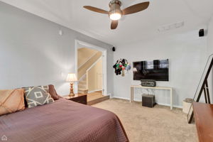 2862 N Paulina St_005