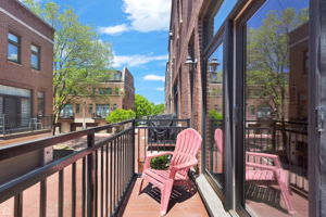 2862 N Paulina St_017