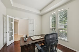 Hunters Shore Dr-2306-021.jpg