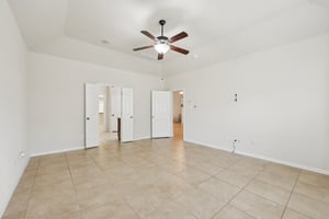 Hunters Shore Dr-2306-035.jpg