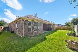 Hunters Shore Dr-2306-041.jpg
