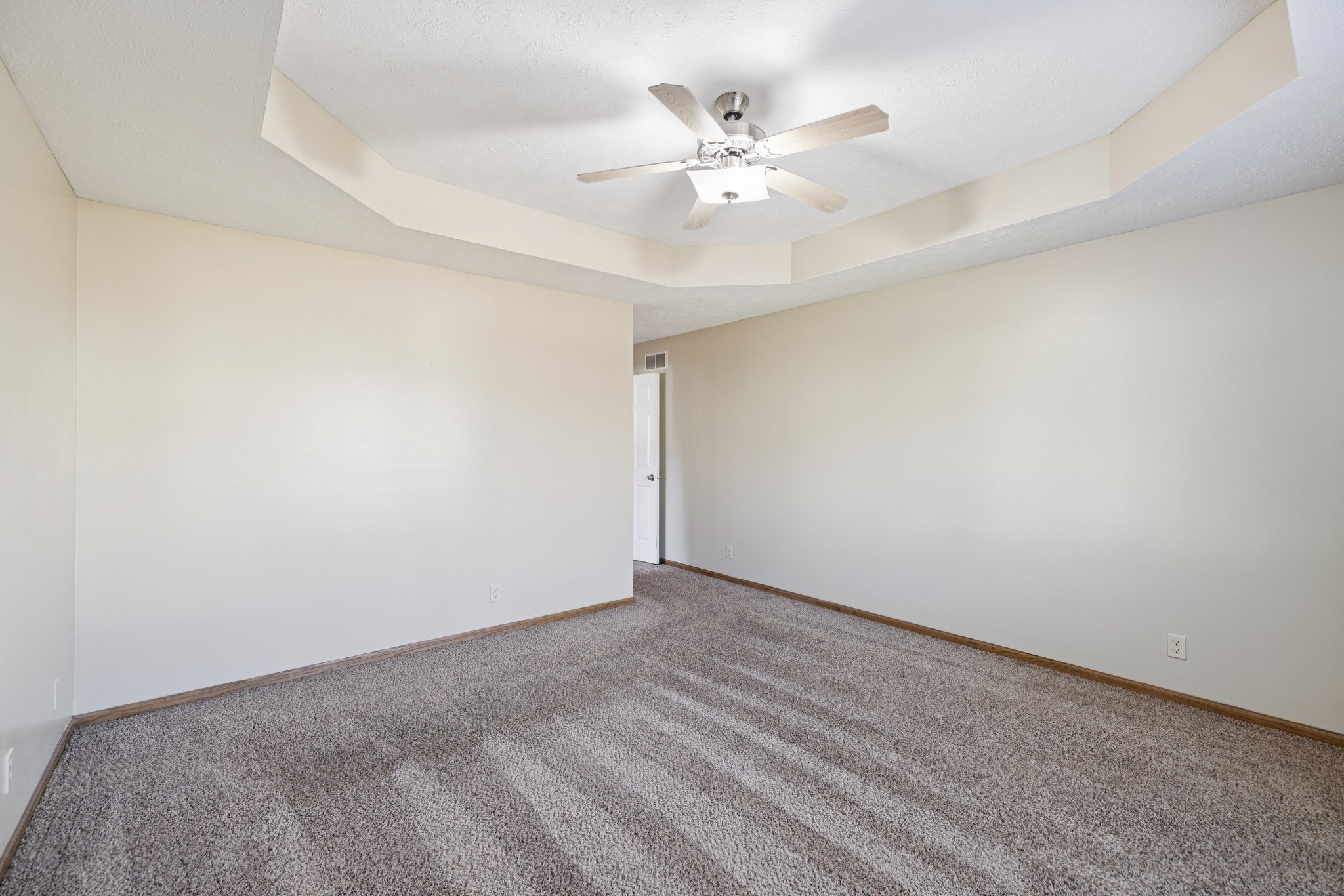 7760 - 2864 Katelyn Cir_003 (2).jpg