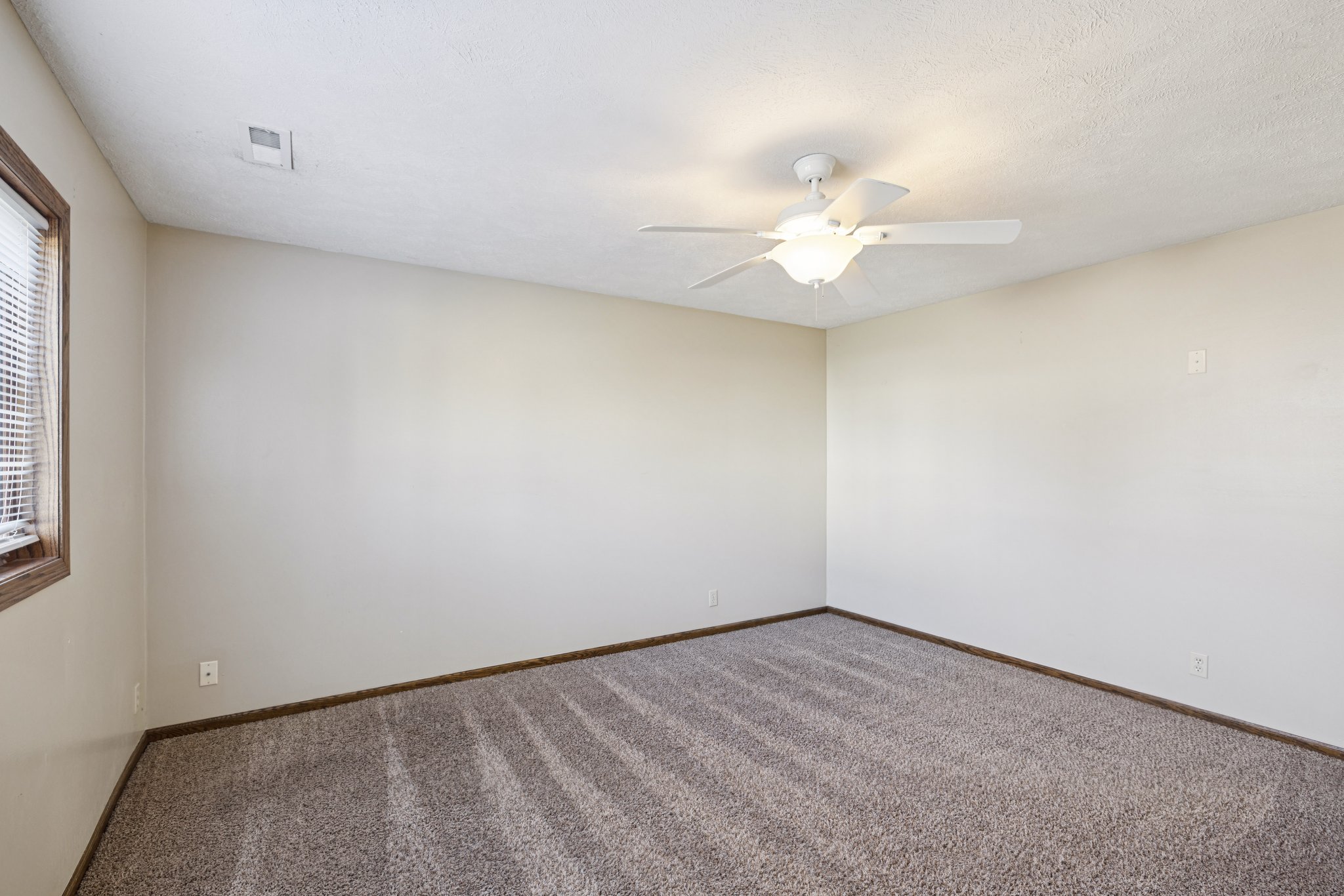 7760 - 2864 Katelyn Cir_011 (2).jpg