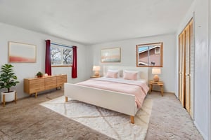 _DSC9879 virtually staged.jpeg