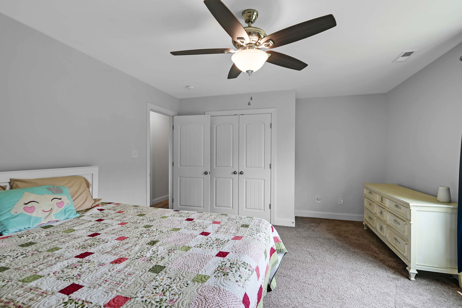 2865 Oakwood Drive-00045