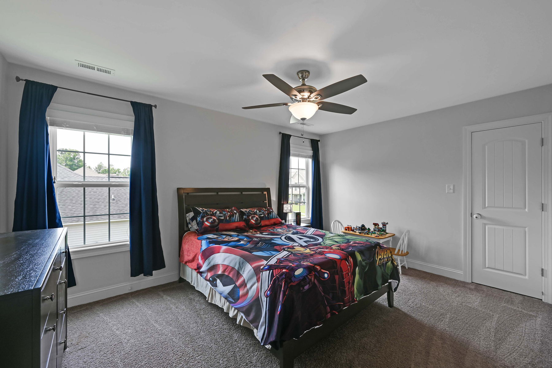 2865 Oakwood Drive-00040