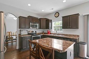 2865 Oakwood Drive-00023