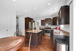 2865 Oakwood Drive-00022