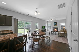 2865 Oakwood Drive-00013