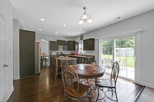 2865 Oakwood Drive-00021