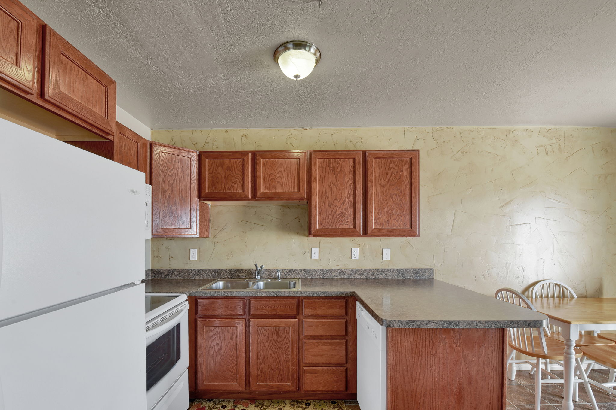  2867 W 3975 S, West Haven, UT 84401, US Photo 6