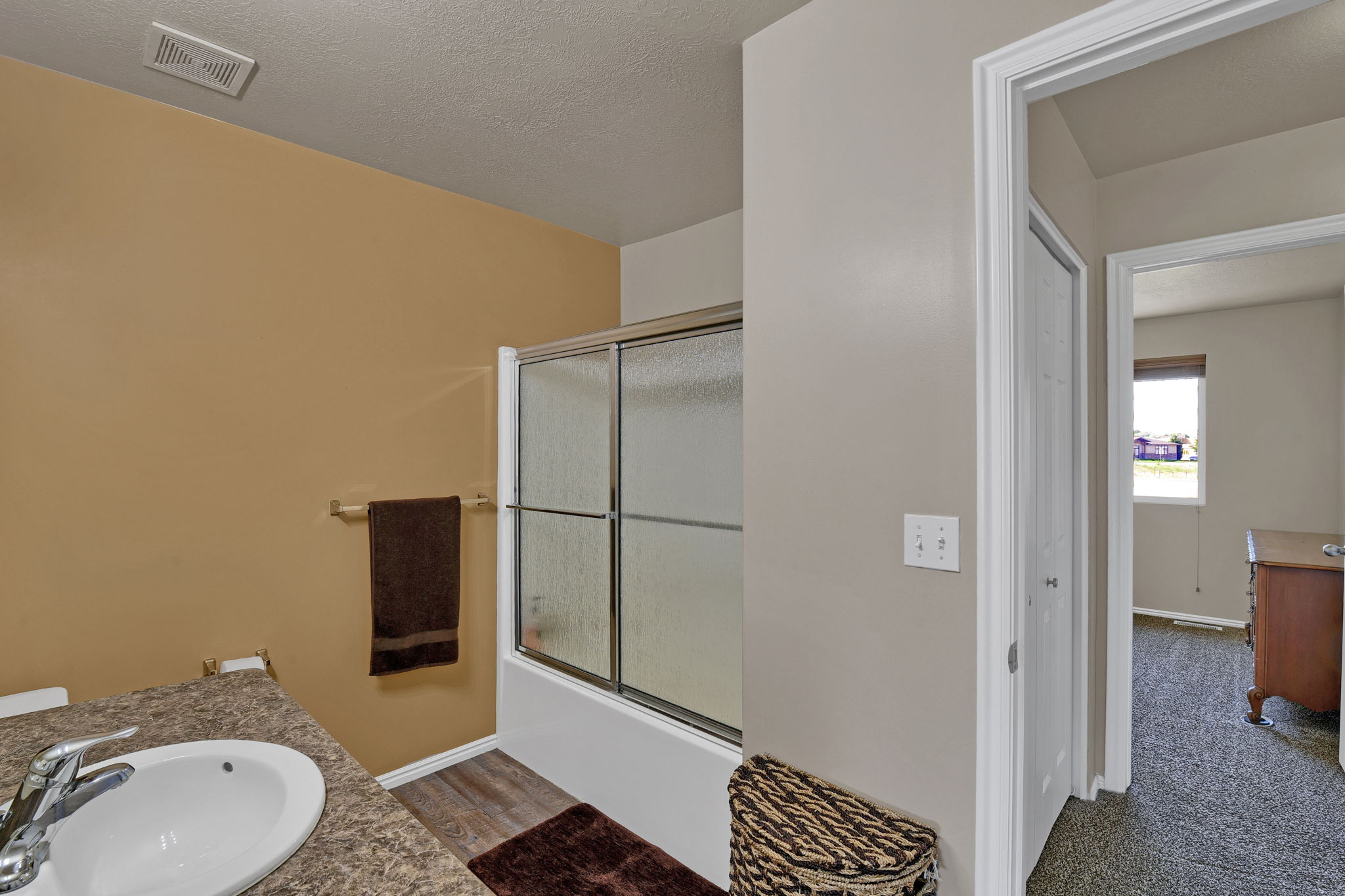  2867 W 3975 S, West Haven, UT 84401, US Photo 10