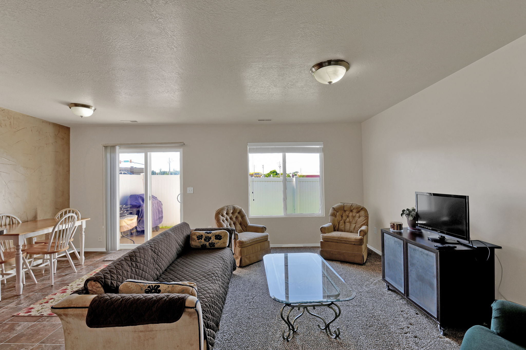  2867 W 3975 S, West Haven, UT 84401, US Photo 2