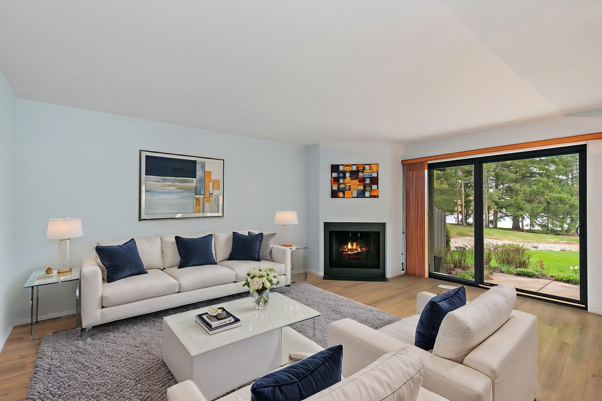 0005 virtually staged.jpeg