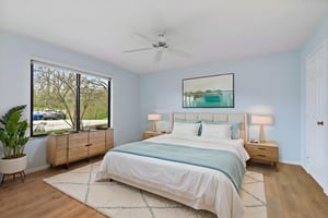 0017 virtually staged.jpeg