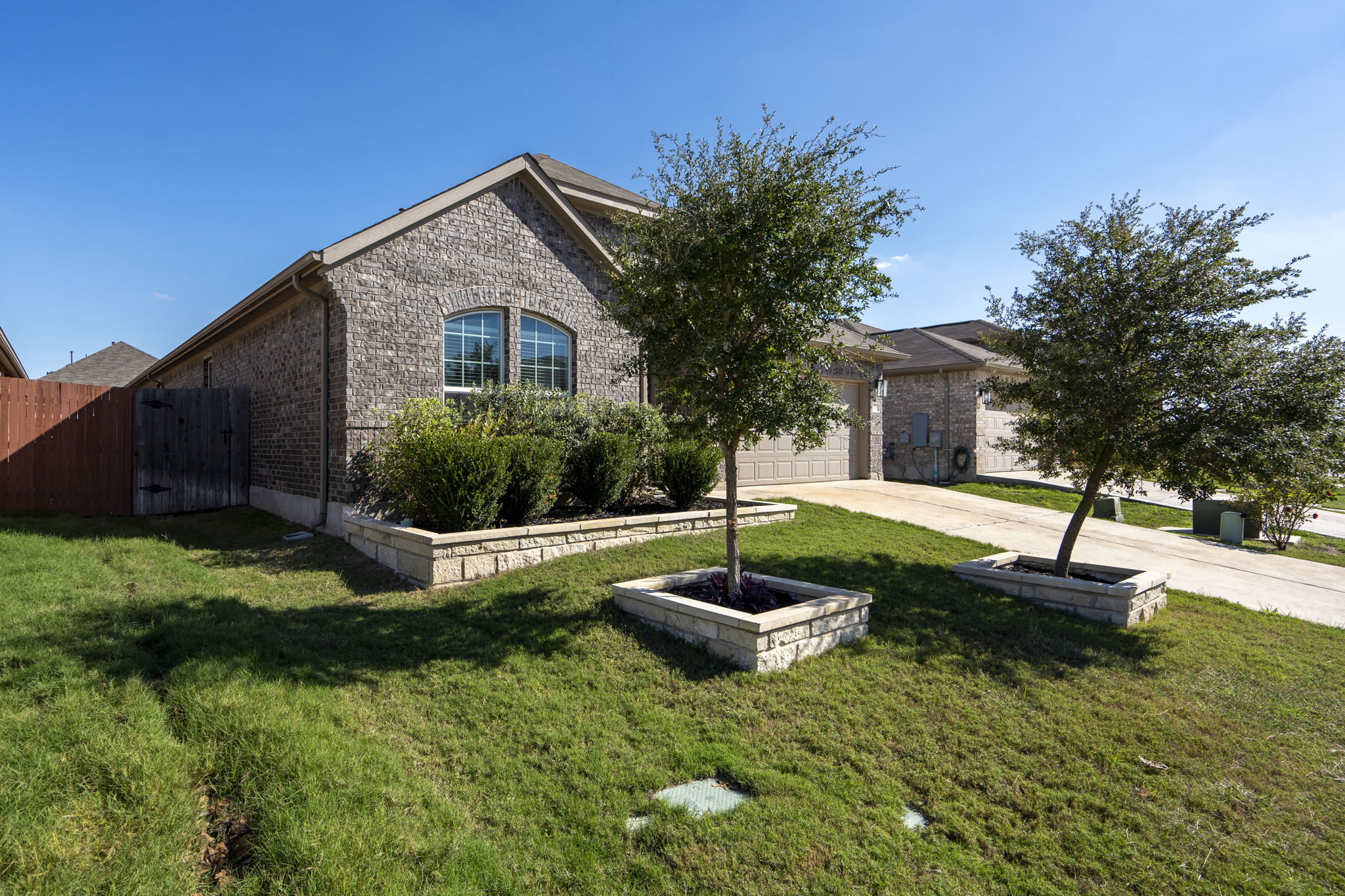 287 Firethorn Dr, Buda, TX 78610, USA Photo 69