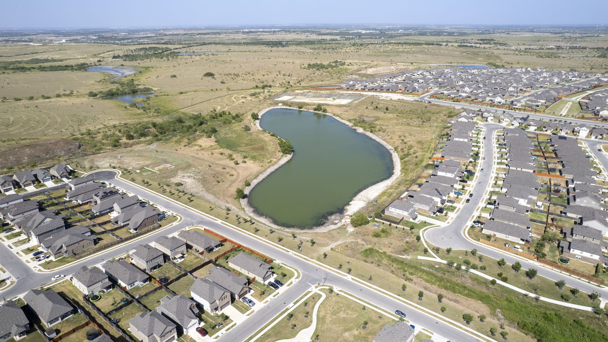 287 Firethorn Dr, Buda, TX 78610, USA Photo 44