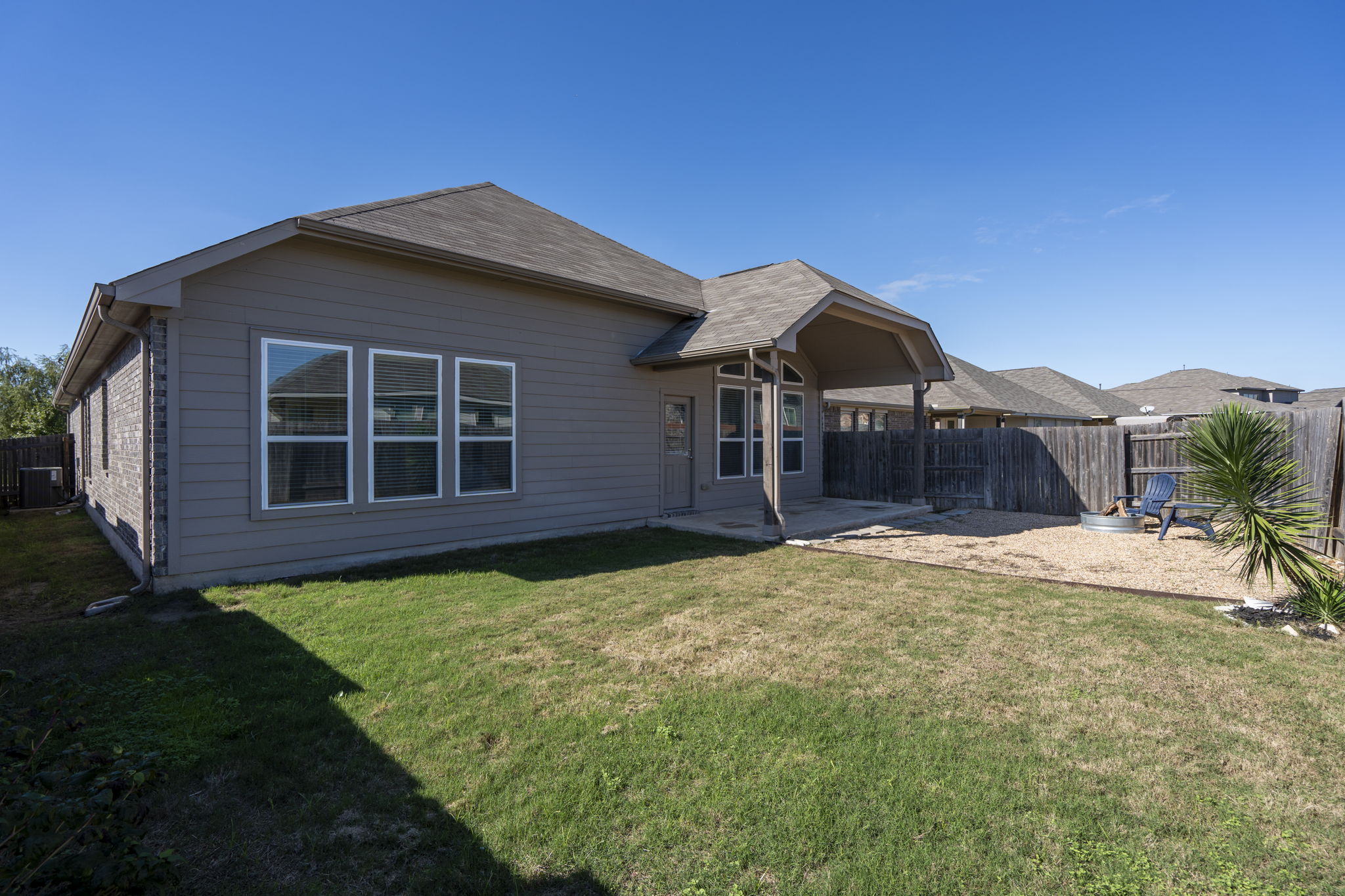 287 Firethorn Dr, Buda, TX 78610, USA Photo 78