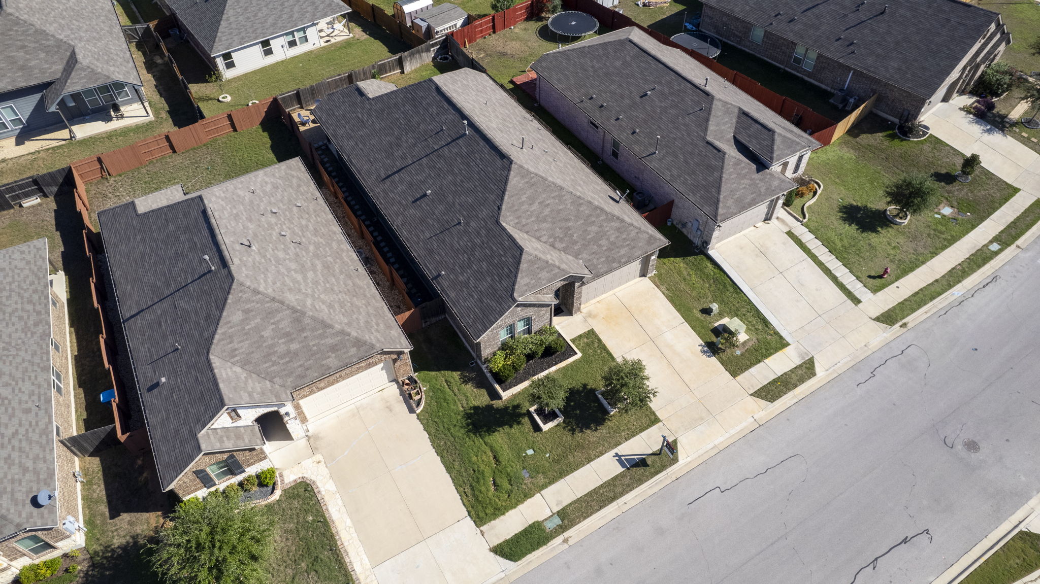 287 Firethorn Dr, Buda, TX 78610, USA Photo 85