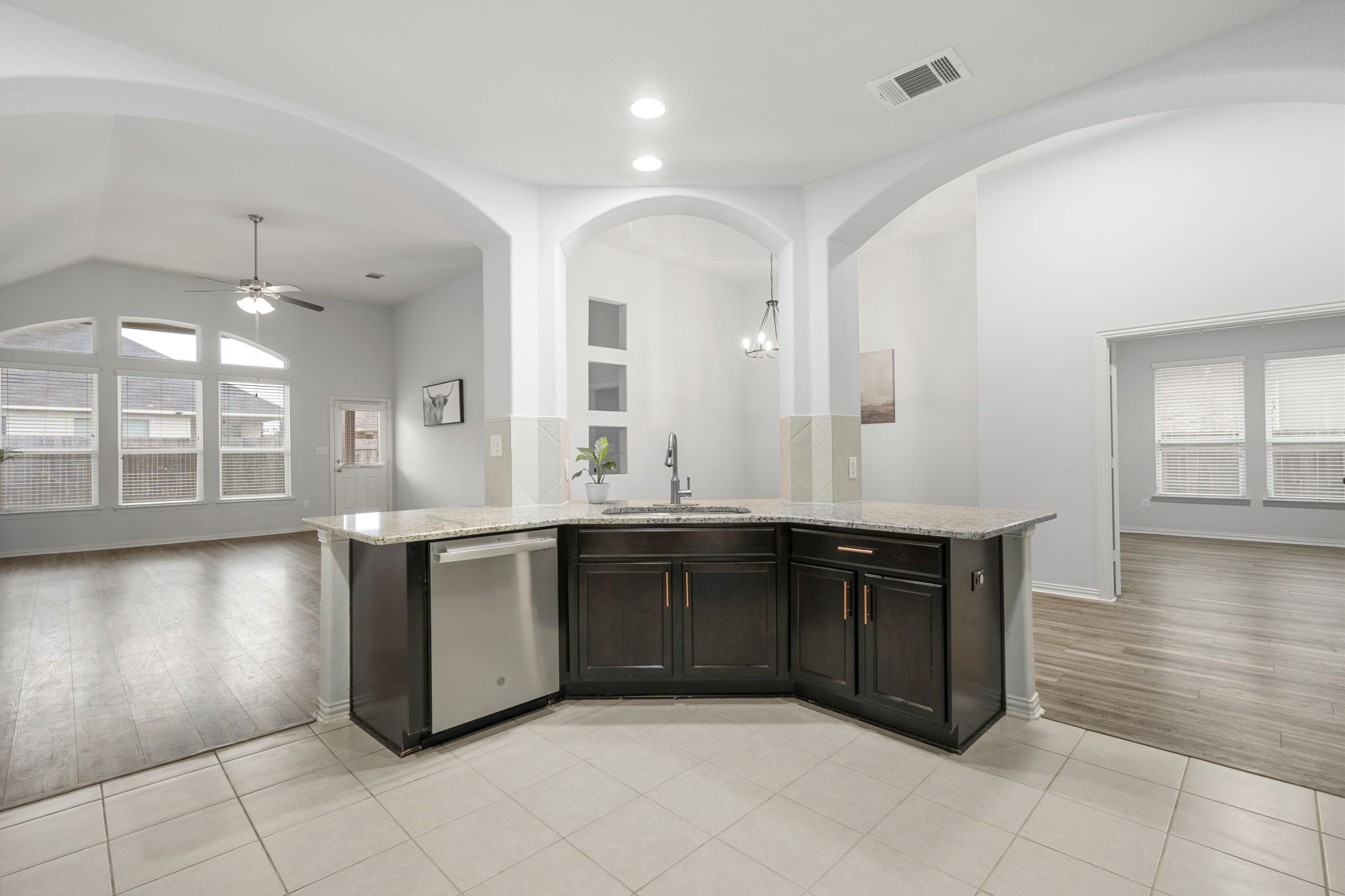 287 Firethorn Dr, Buda, TX 78610, USA Photo 21