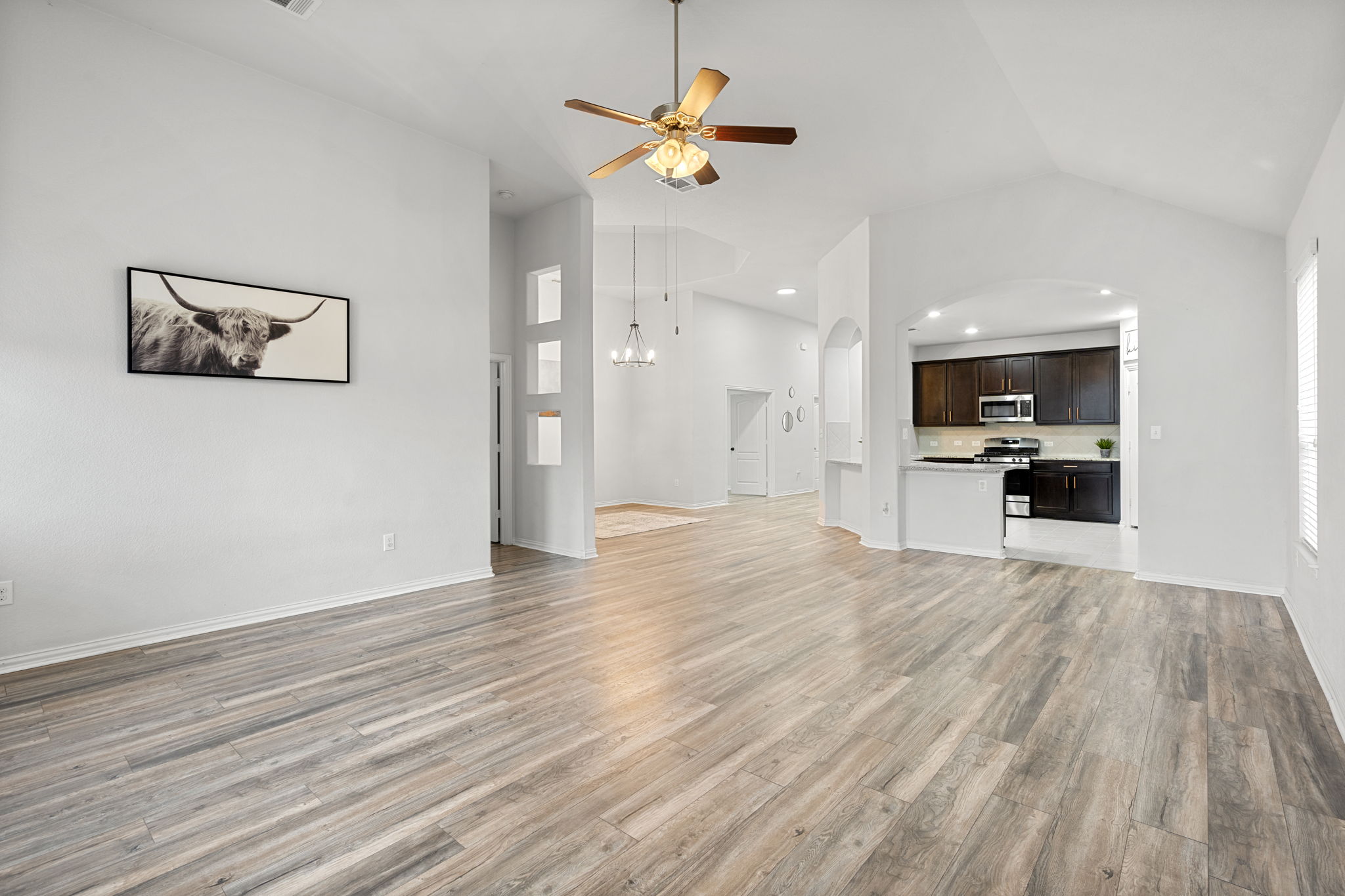 287 Firethorn Dr, Buda, TX 78610, USA Photo 25