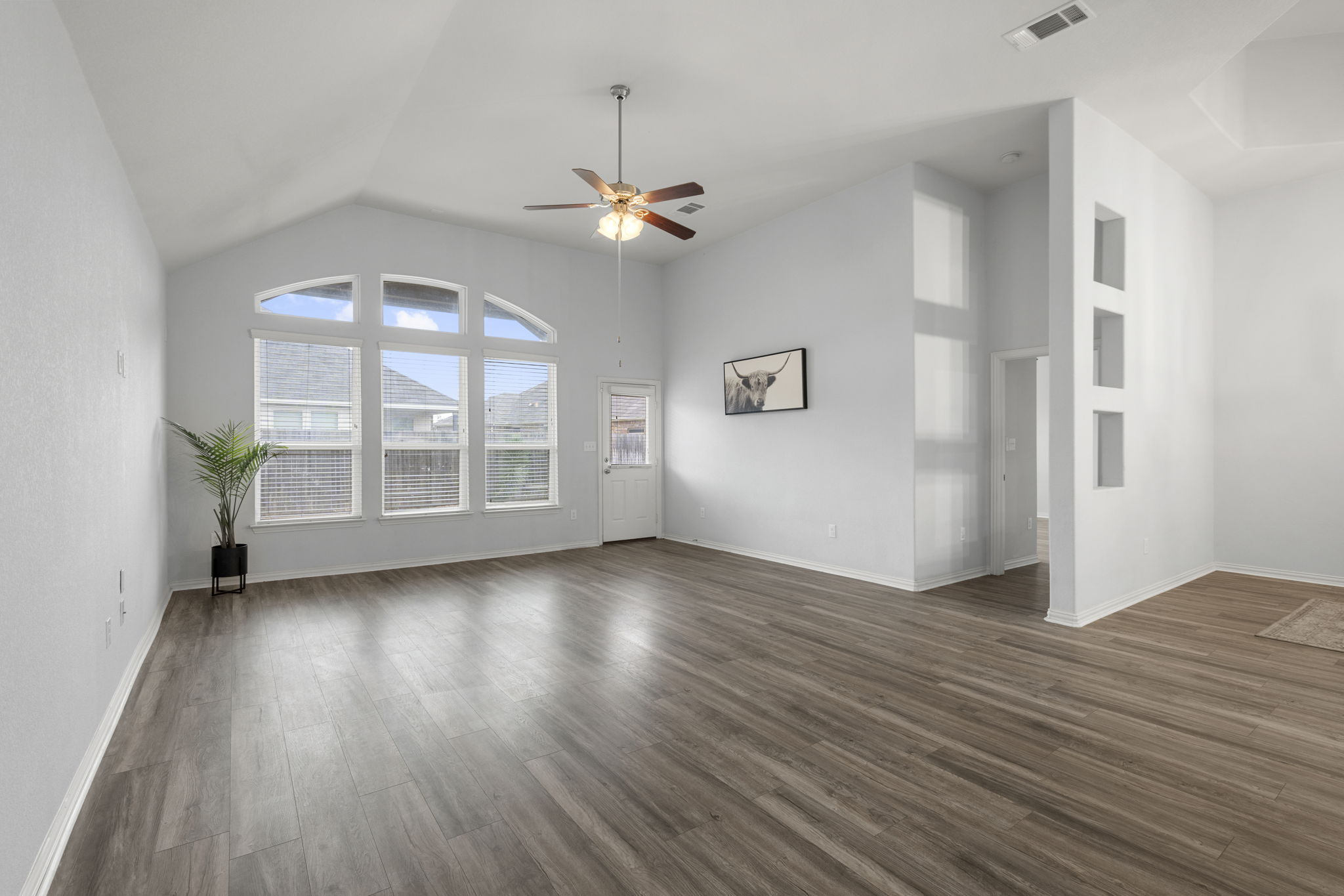 287 Firethorn Dr, Buda, TX 78610, USA Photo 23