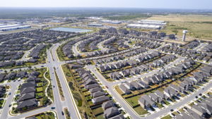 287 Firethorn Dr, Buda, TX 78610, USA Photo 47