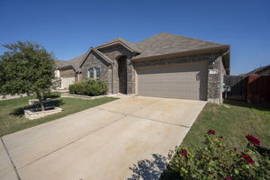 287 Firethorn Dr, Buda, TX 78610, USA Photo 72