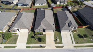 287 Firethorn Dr, Buda, TX 78610, USA Photo 85