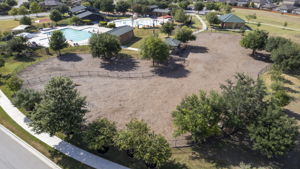 287 Firethorn Dr, Buda, TX 78610, USA Photo 58