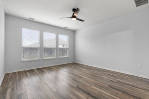 287 Firethorn Dr, Buda, TX 78610, USA Photo 31