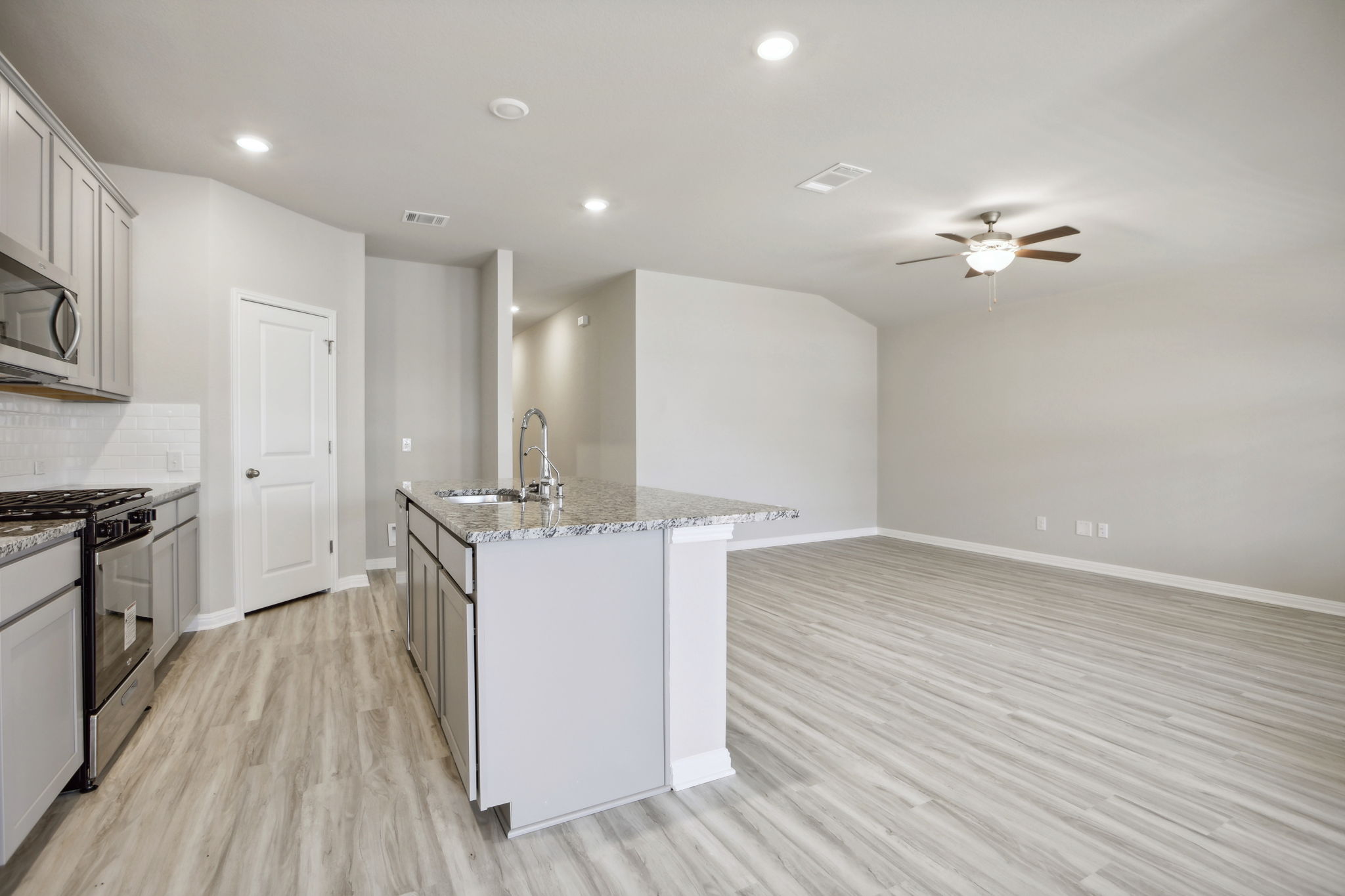 Austin - Waterstone Crossing - 287 Fossil Dr, Kyle, TX 78640 - 007
