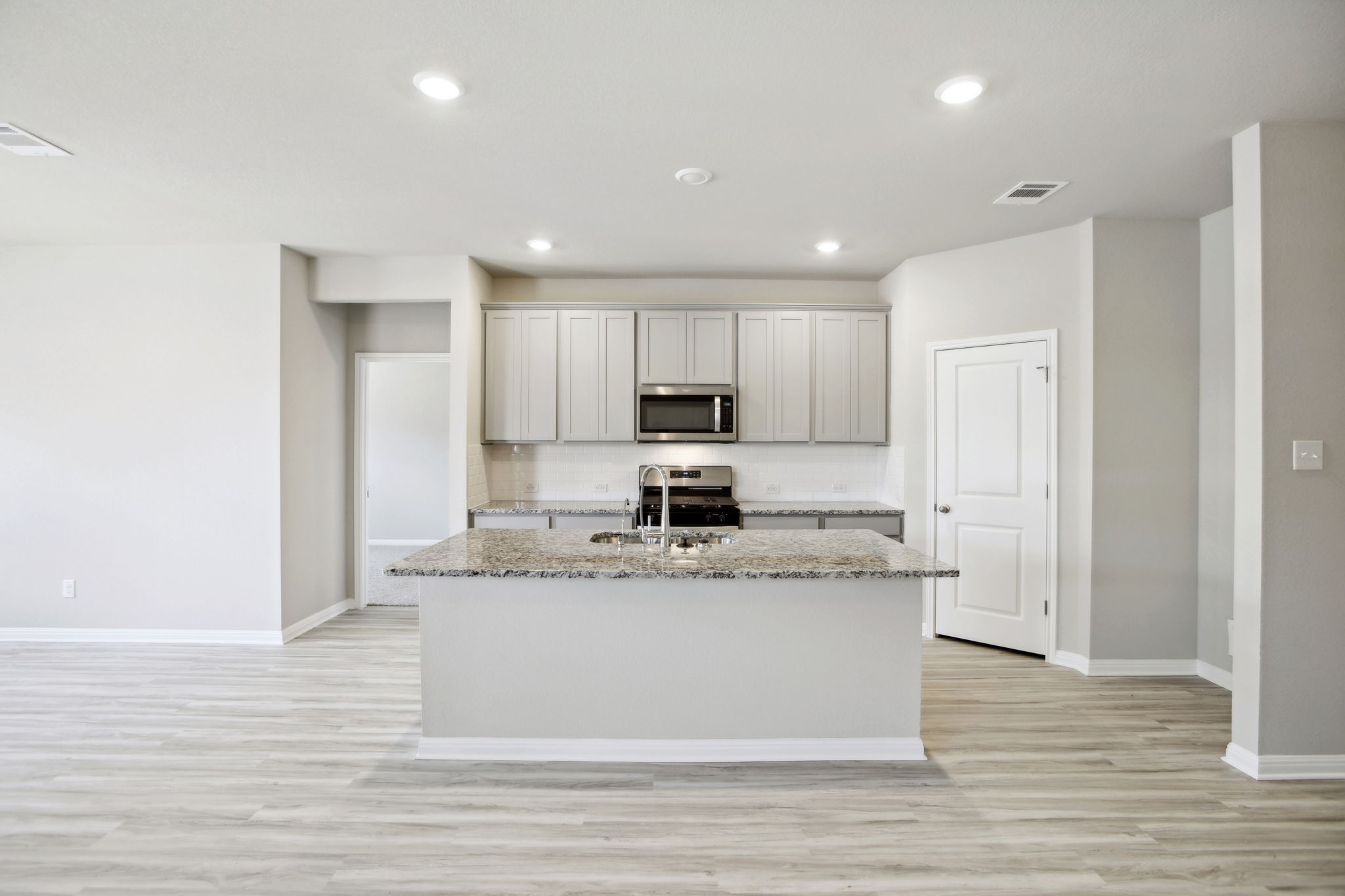 Austin - Waterstone Crossing - 287 Fossil Dr, Kyle, TX 78640 - 010