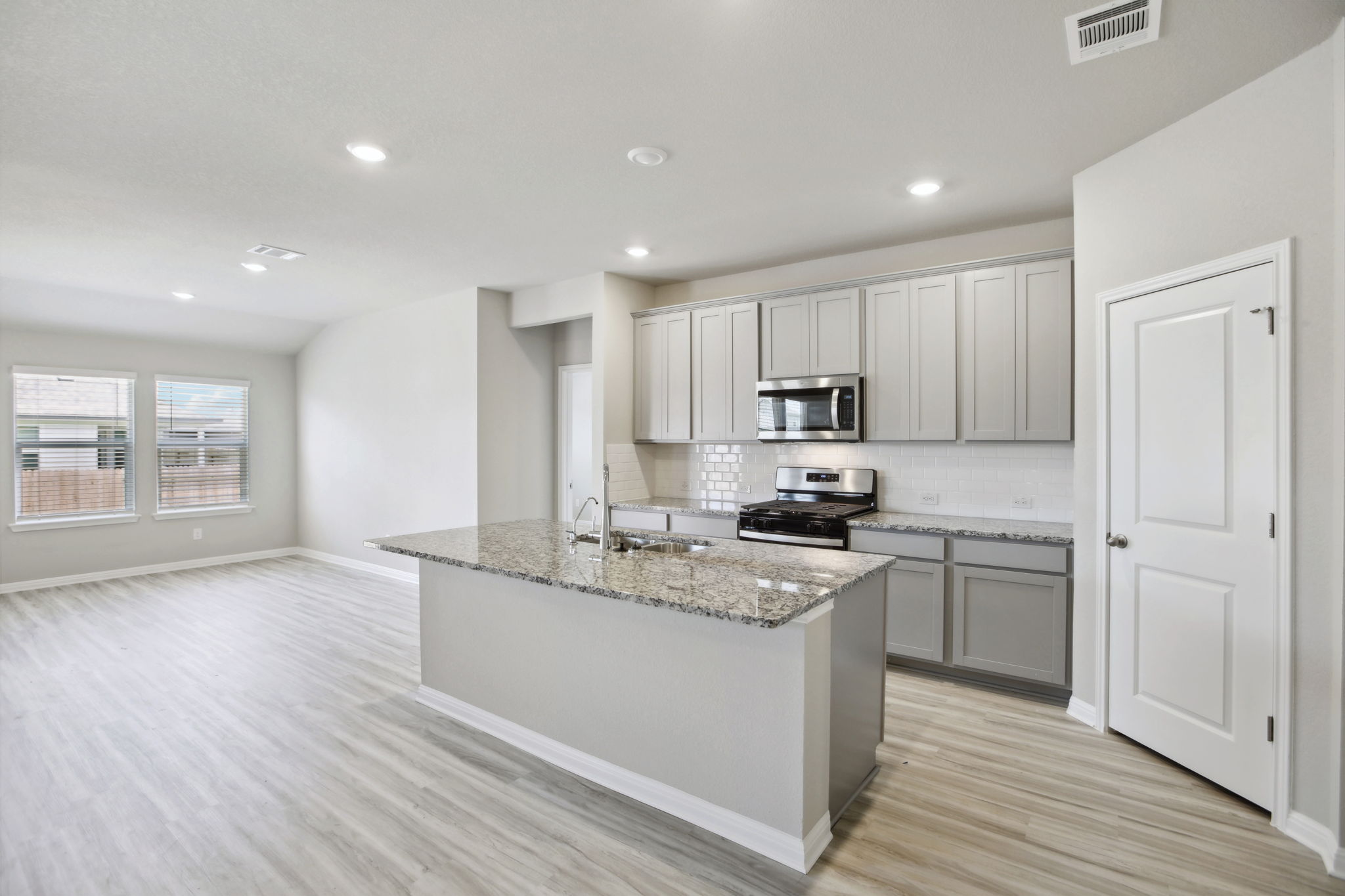 Austin - Waterstone Crossing - 287 Fossil Dr, Kyle, TX 78640 - 011