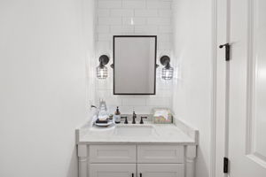  Photo 31