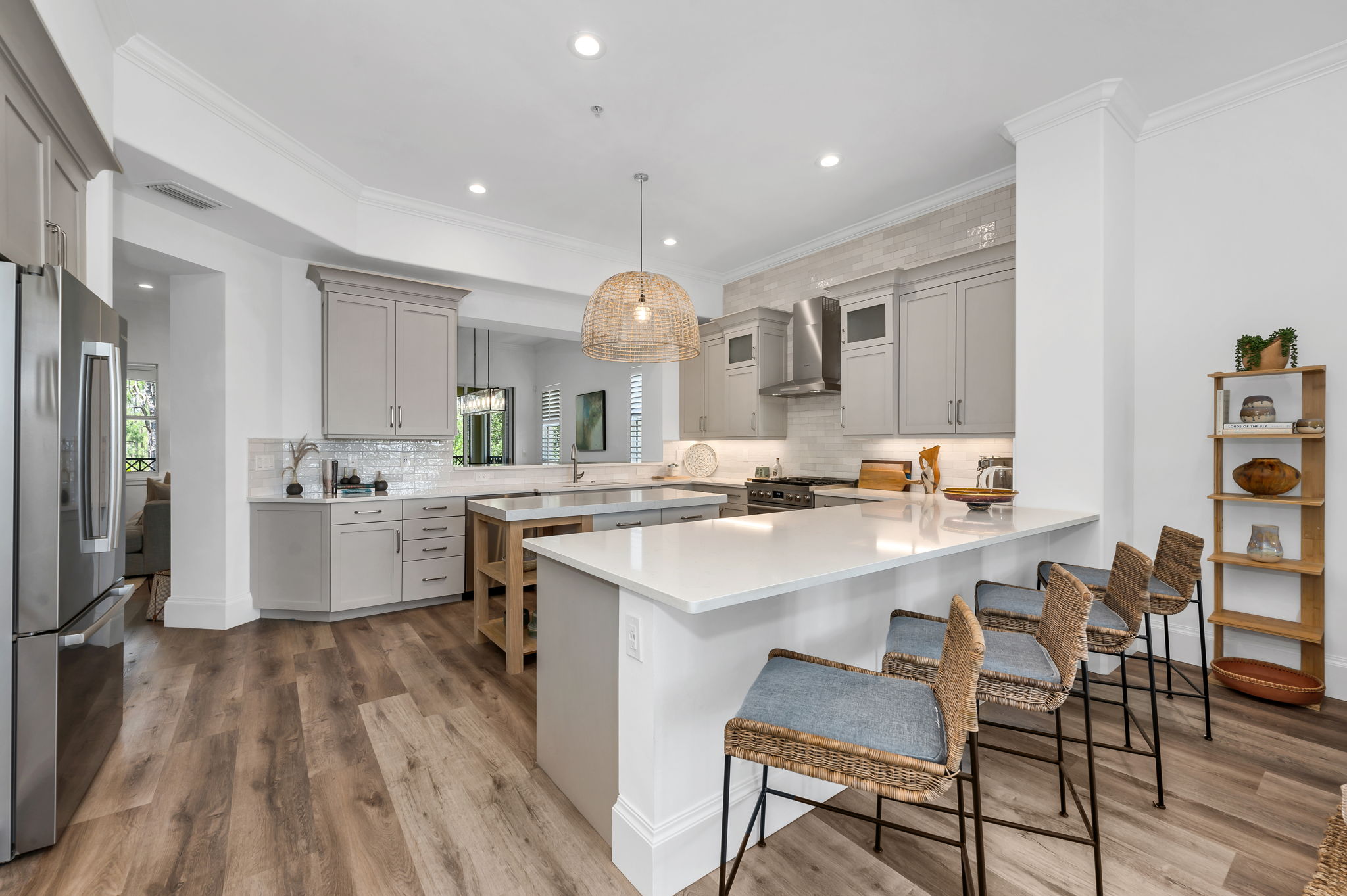 Kitchen/Breakfast Bar