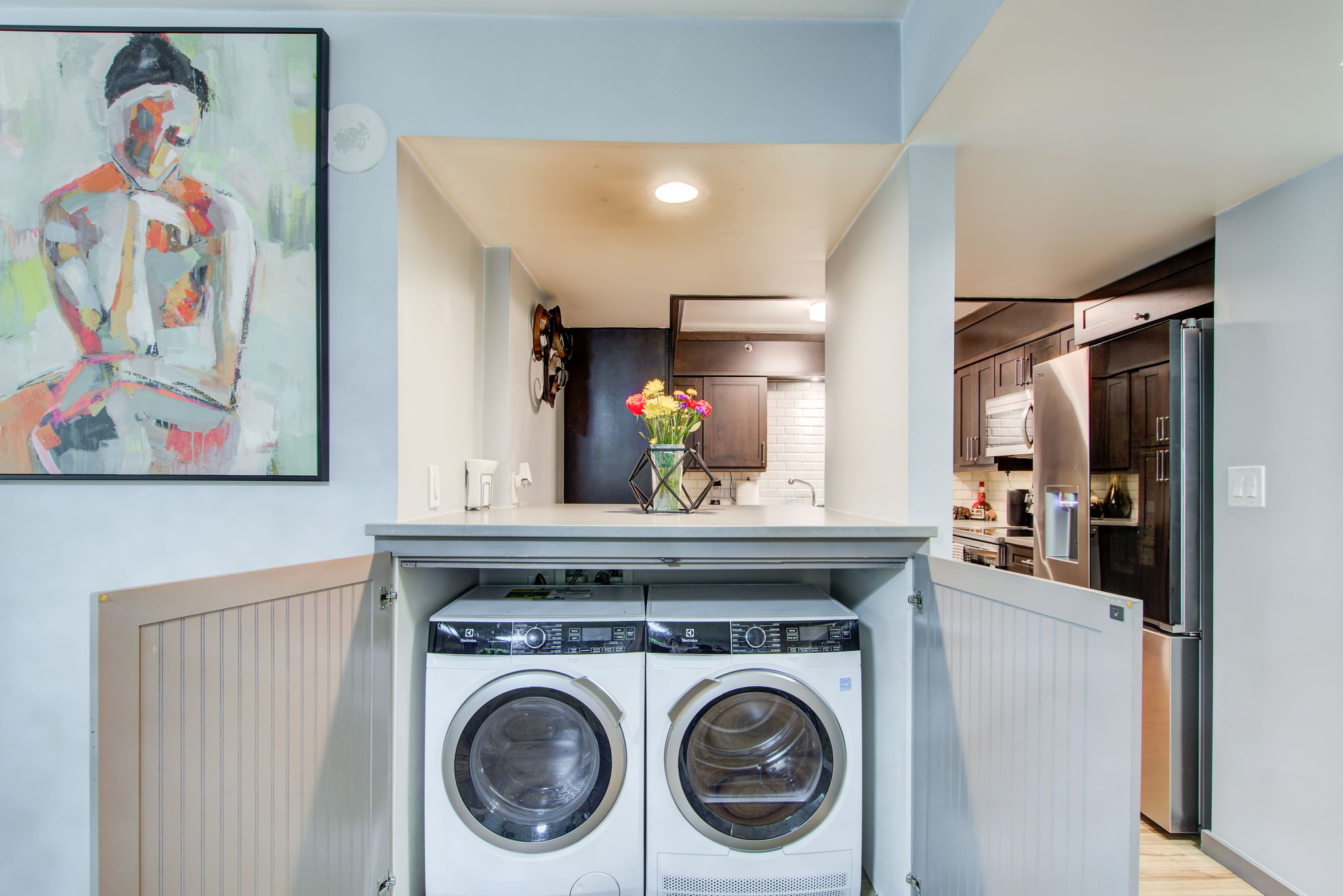 4 Kitchen B w Laundry Cabinet