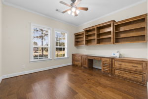 Beautiful new hardwoods in study